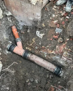 Construction team working on a constrained London residential site